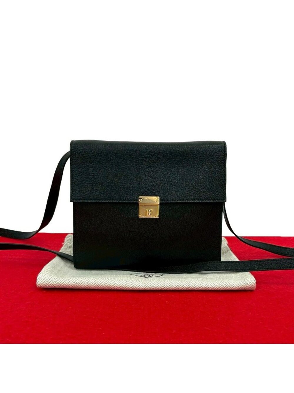 Hermes Click 16 Logo Chevre Leather Shoulder Bag Pochette Black
